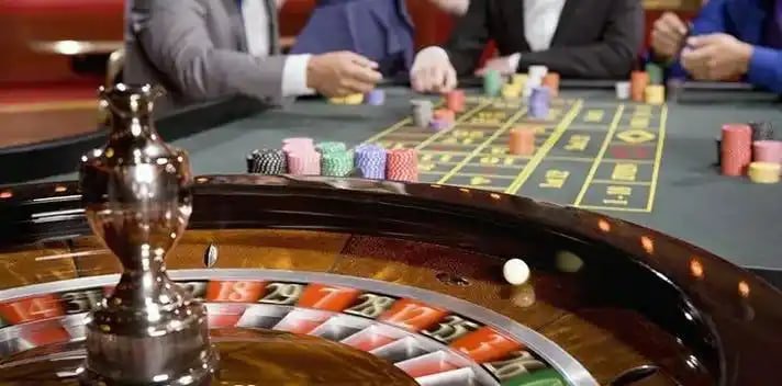 Berbagai kategori permainan tersedia di platform merdekatoto